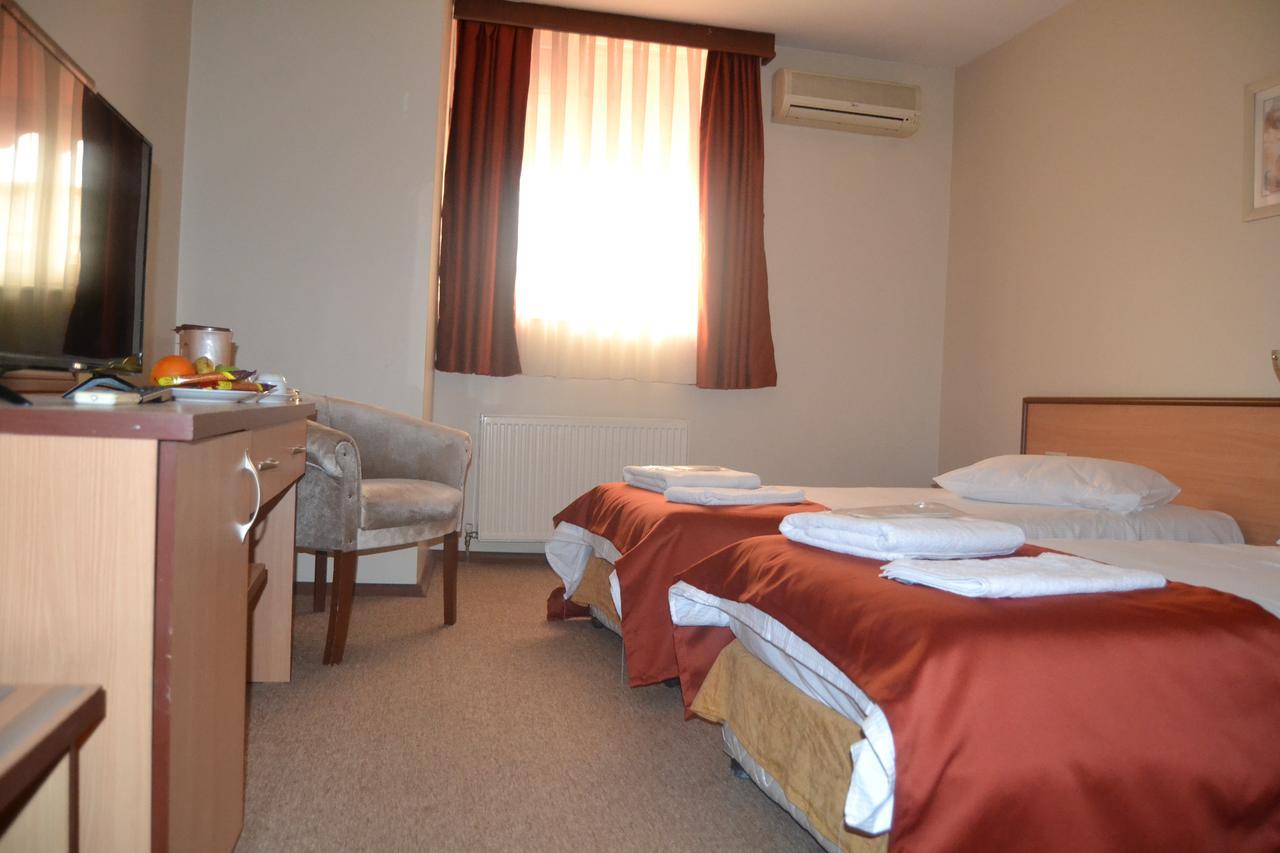 Duzce Han Otel Buitenkant foto